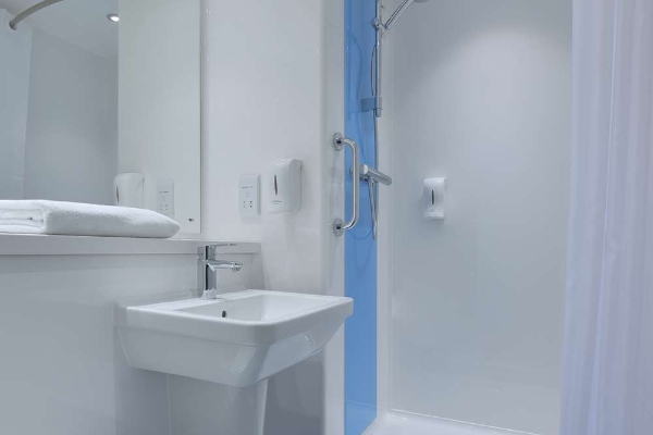 Hotel TRAVELODGE LONDON DOCKLANDS